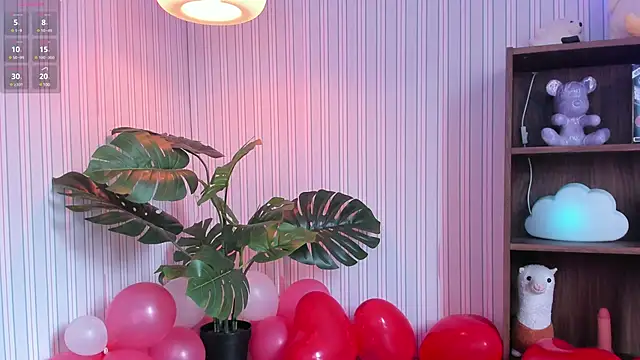 Snapshot of camilapersy chatting on 02-15-25, 04:34 camilapersy online show from 02-15-25, 04:34