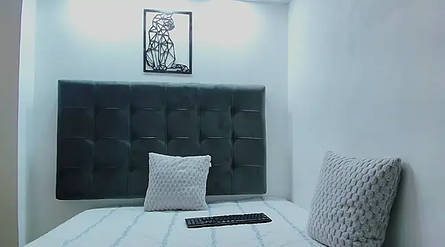 wolfandsky online show from 02-07-25, 01:11