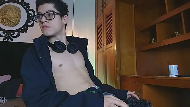 wolfandsky online show from 03-28-26, 11:32