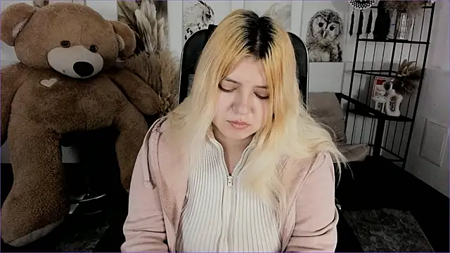 DiaAngell online show from 01-18-26, 07:28