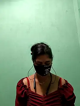 Snapshot of Sexybhabhi569 chatting on 01-17-25, 05:19 Sexybhabhi569 online show from 01-17-25, 05:19