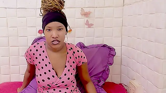 EroticSexyPrada online show from 02-28-26, 05:25