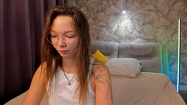 SusannJohnson online show from 07-18-26, 12:26