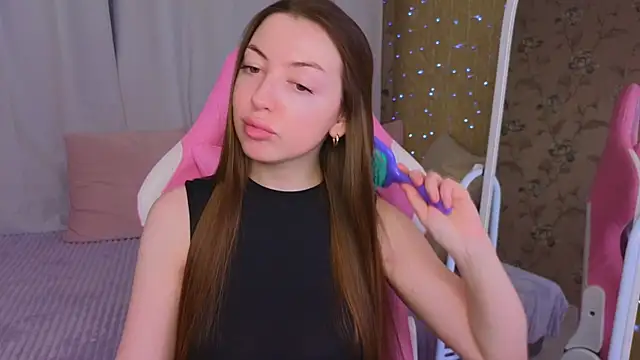 Ann moon   online show from 02-08-25, 12:39