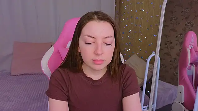 Ann moon   online show from 02-13-25, 01:26