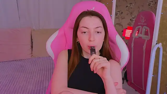 Ann moon   online show from 03-15-25, 06:54