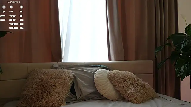 Snapshot of GiKarerra chatting on 03-28-26, 10:04 GiKarerra online show from 03-28-26, 10:04