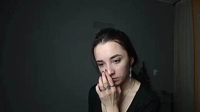 Eva Gloryy online show from 02-12-25, 06:09