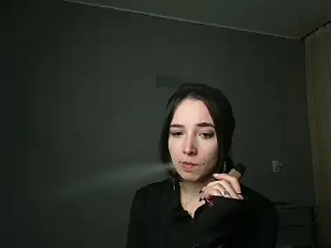 Eva Gloryy online show from 02-25-25, 08:19