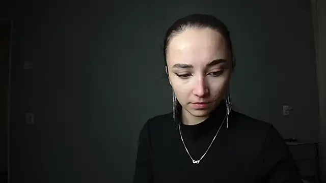 Eva Gloryy online show from 03-12-25, 05:49