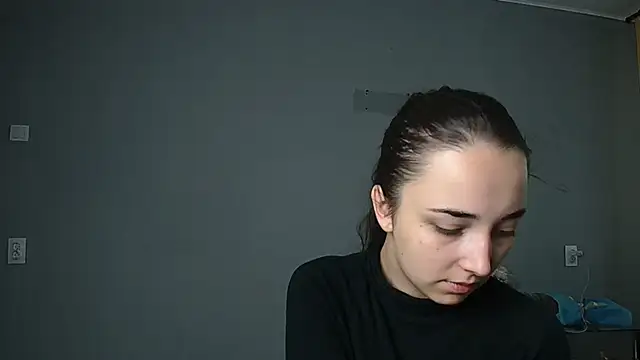 Eva Gloryy online show from 09-25-25, 09:13