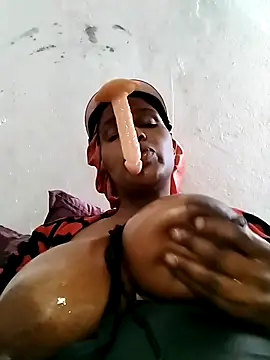 bubblendz1988 online show from 03-05-25, 06:01