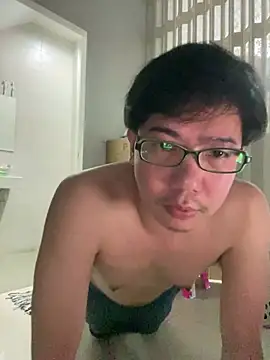 Snapshot of chanentino2 chatting on 01-23-25, 06:03 chanentino2 online show from 01-23-25, 06:03