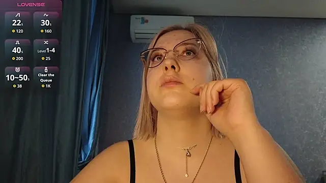 HotBrandyX online show from 03-21-26, 12:21