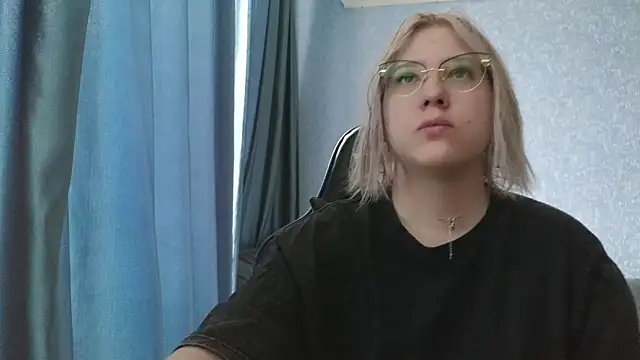 HotBrandyX online show from 04-12-26, 04:28