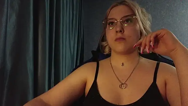 HotBrandyX online show from 04-15-26, 01:29