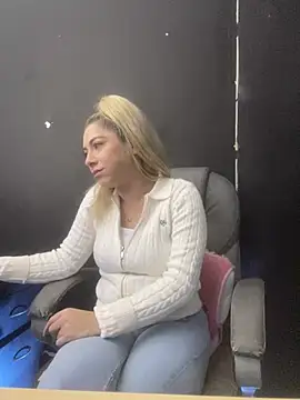 viktoria davis  online show from 02-08-26, 10:13