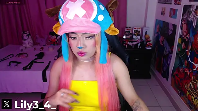 lily3 4 online show from 10-22-25, 07:52