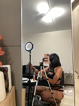 Go Meg online show from 11-25-25, 11:38