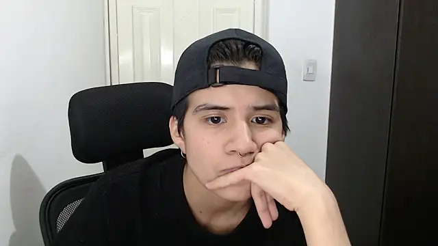 Dha lia0 online show from 01-28-25, 02:32