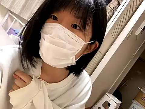 riri riri jp online show from 10-22-25, 10:26