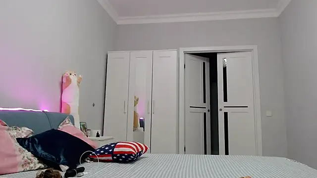 Minamin 20 online show from 02-25-26, 06:28