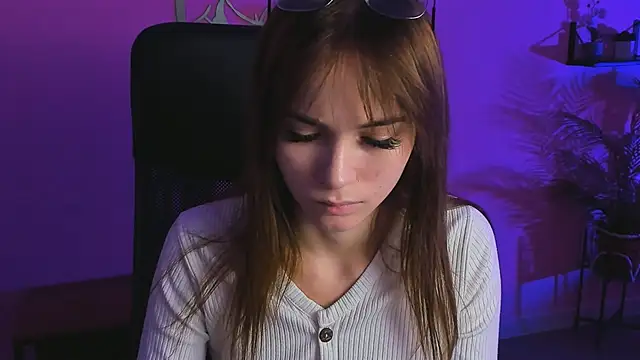 Snapshot of DakotaaJohnnson chatting on 02-06-25, 07:40 DakotaaJohnnson online show from 02-06-25, 07:40