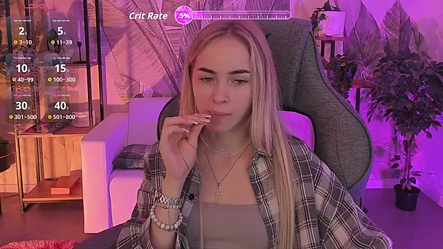 Snapshot of DakotaaJohnnson chatting on 10-14-25, 08:26 DakotaaJohnnson online show from 10-14-25, 08:26