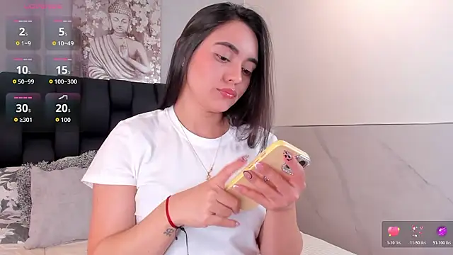 Snapshot of miss_hellen2 chatting on 01-17-26, 05:45 miss hellen2 online show from 01-17-26, 05:45