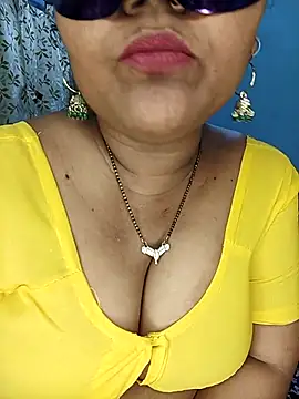 Snapshot of hevensex143 chatting on 02-23-26, 08:06 hevensex143 online show from 02-23-26, 08:06