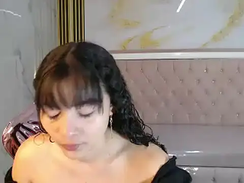 shalon diaz s online show from 02-14-25, 01:08