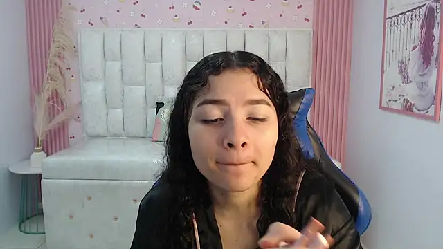 shalon diaz s online show from 10-08-25, 01:31