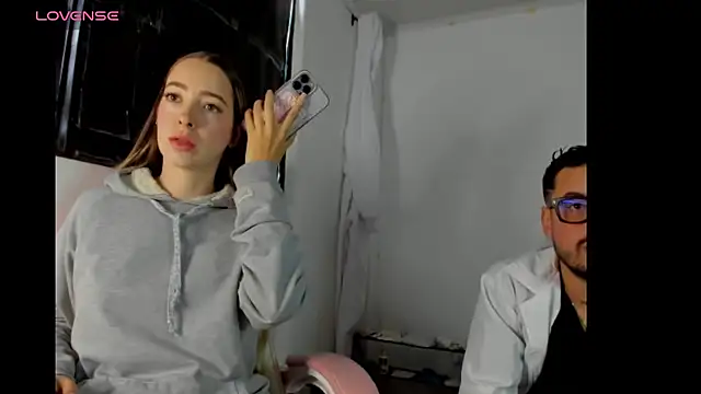 Snapshot of ScarlettKai chatting on 06-19-26, 01:26 ScarlettKai online show from 06-19-26, 01:26