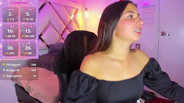 sofia  james online show from 03-13-25, 01:43