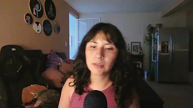 Snapshot of GinnyDelice chatting on 09-09-25, 12:21 GinnyDelice online show from 09-09-25, 12:21