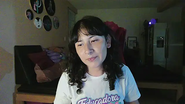Snapshot of GinnyDelice chatting on 09-12-25, 02:00 GinnyDelice online show from 09-12-25, 02:00