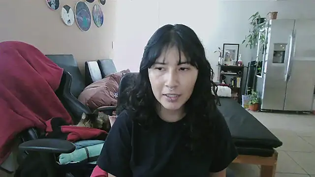 Snapshot of GinnyDelice chatting on 10-04-25, 10:41 GinnyDelice online show from 10-04-25, 10:41