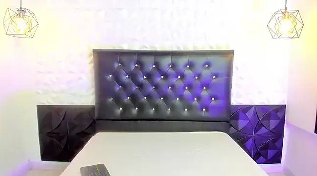 JackeOwens online show from 02-25-25, 01:28