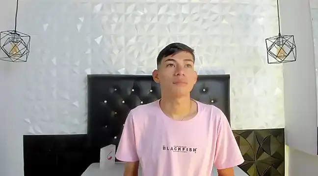 JackeOwens online show from 03-05-25, 01:06