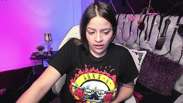 victoria  floyd online show from 06-05-26, 03:02