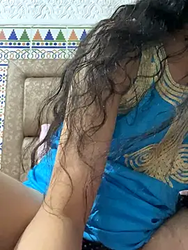 Snapshot of majdolin78 chatting on 09-23-25, 09:40 majdolin78 online show from 09-23-25, 09:40