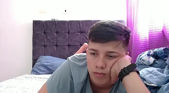 Snapshot of Alan_red chatting on 01-20-25, 07:25 Alan red online show from 01-20-25, 07:25