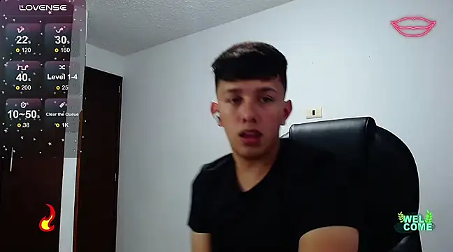 Snapshot of Alan_red chatting on 02-21-25, 11:54 Alan red online show from 02-21-25, 11:54