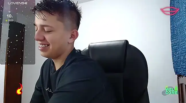 Snapshot of Alan_red chatting on 02-24-25, 02:51 Alan red online show from 02-24-25, 02:51