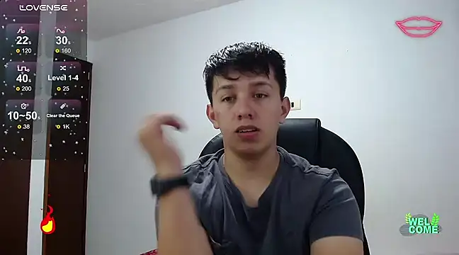 Snapshot of Alan_red chatting on 03-15-25, 02:35 Alan red online show from 03-15-25, 02:35