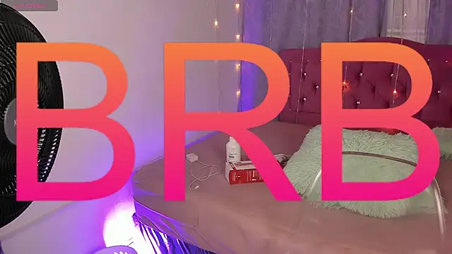 Lia little18 online show from 02-08-25, 06:33