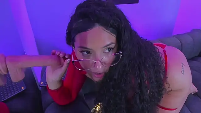 tatii moon online show from 02-04-25, 09:38