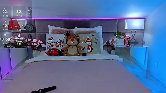 Snapshot of SusanBlair chatting on 12-03-25, 01:31 SusanBlair online show from 12-03-25, 01:31