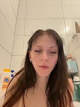 Ciara2004 online show from 11-08-25, 09:09