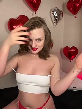 Snapshot of Mary_lost chatting on 02-14-25, 10:25 Mary lost online show from 02-14-25, 10:25